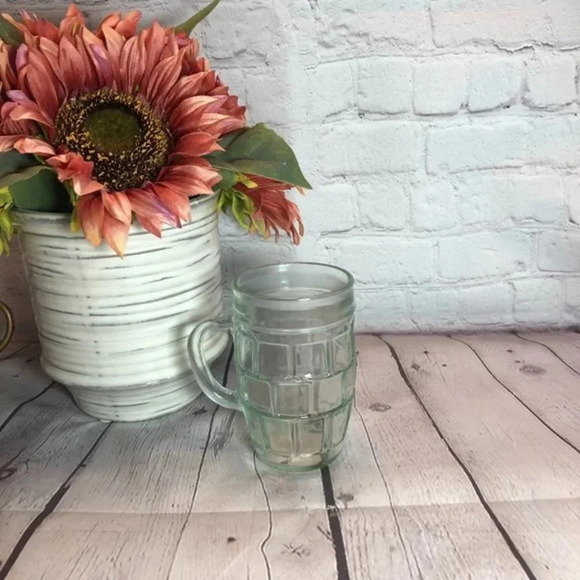 Other - vintage barrel short green glass mug